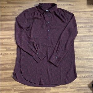 Loft printed burgundy/navy tunic S/M